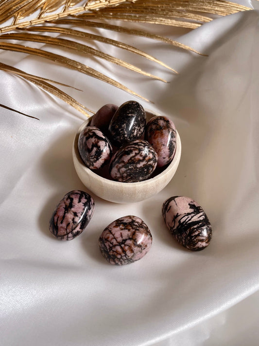 Pierre roulée | Rhodonite